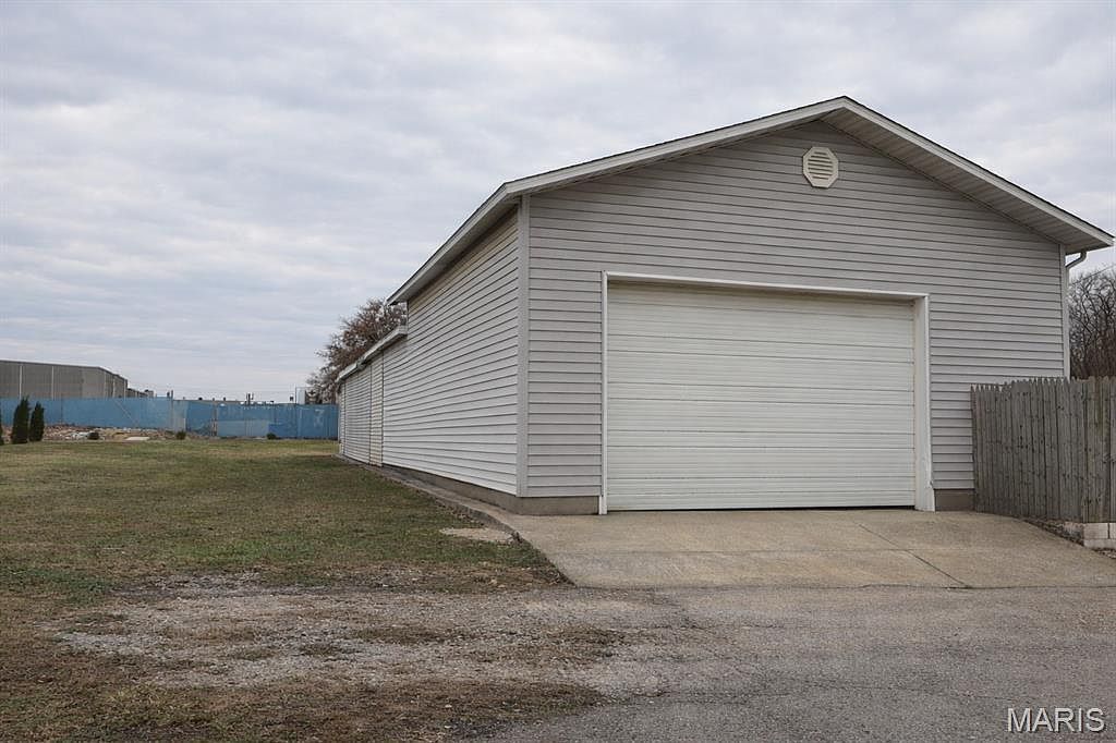 2606 W 20th St Granite City, IL 62040 - Thumbnail 5