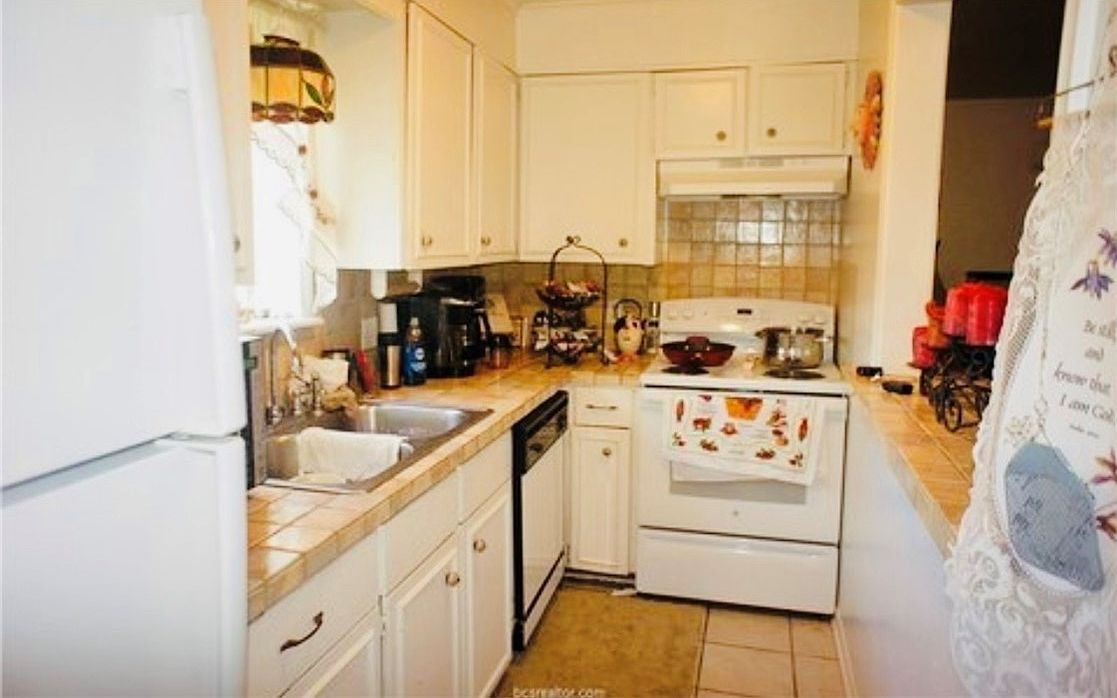 1409 Hawk Tree Dr College Station, TX 77845 - Thumbnail 5