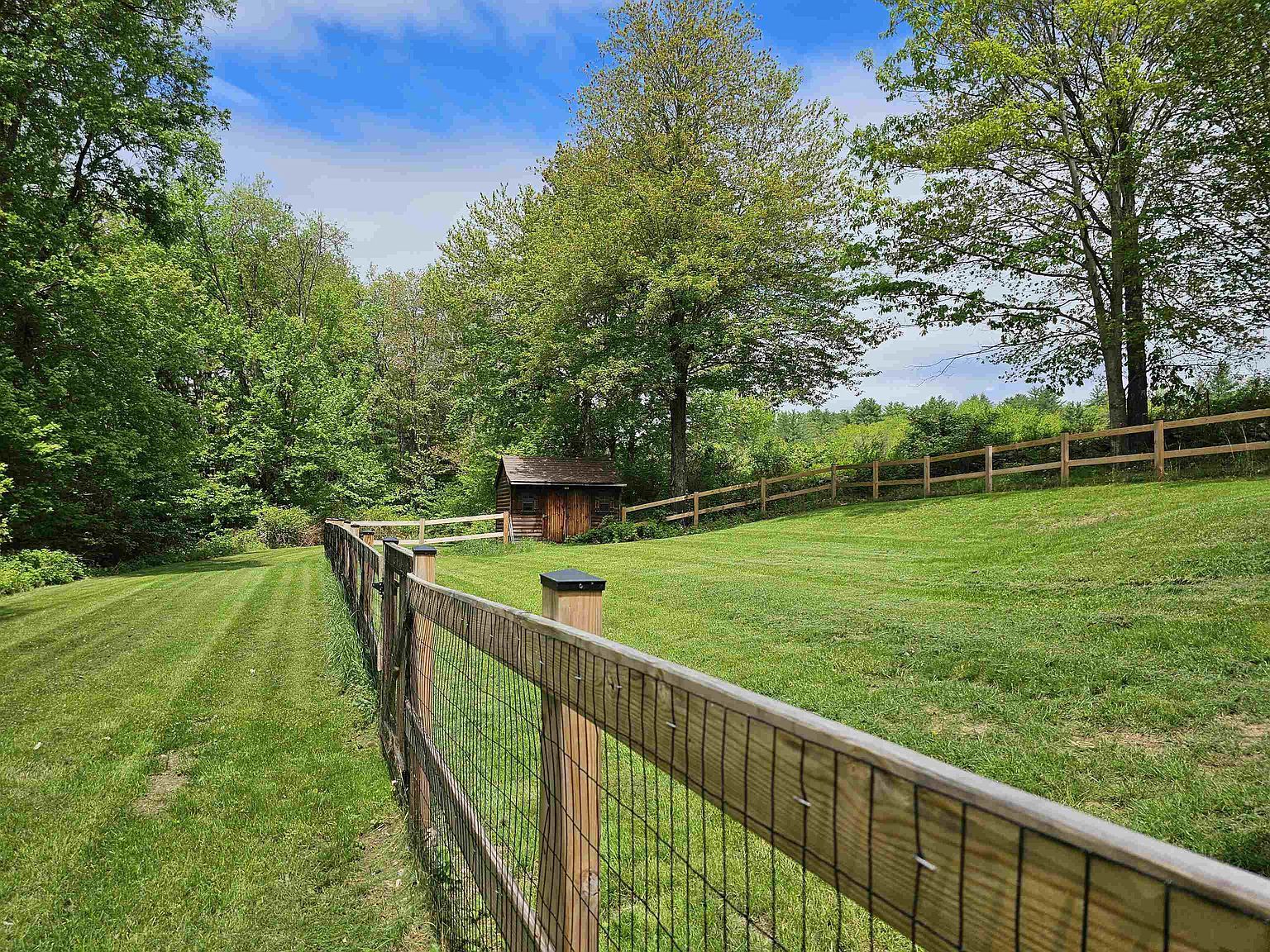 935 French Meadow Rd Springfield, VT 05156 - Thumbnail 5