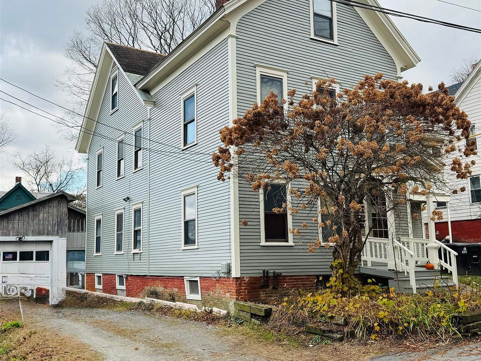 36 Barker St Bellows Falls, VT 05101 - Thumbnail 5