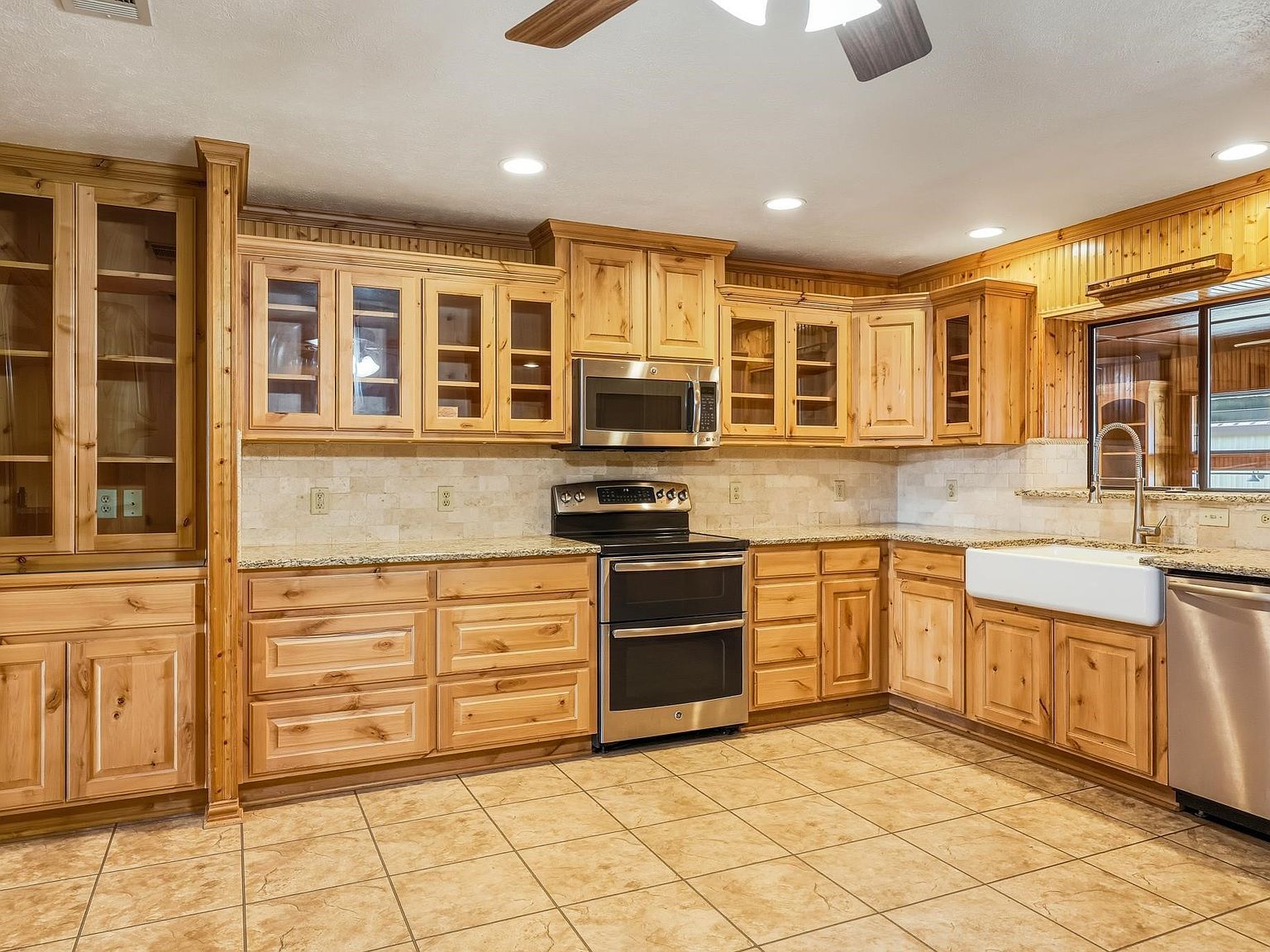 904 County Road 3341 Paradise, TX 76073 - Thumbnail 5