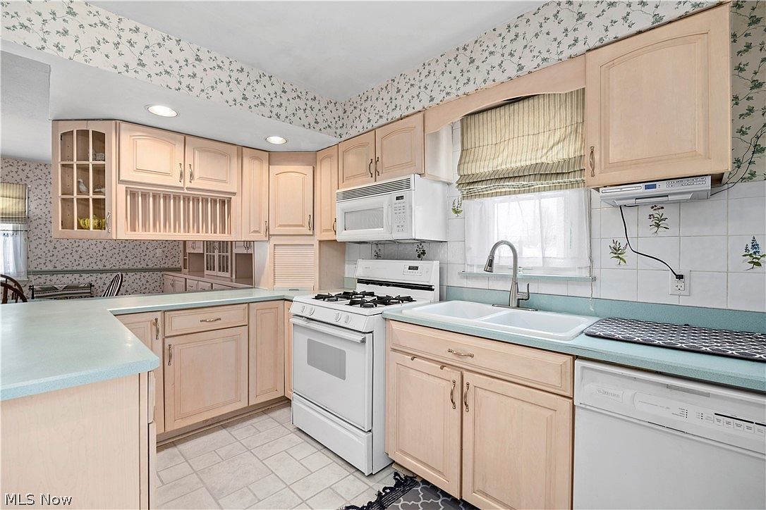 3226 Stanfield Dr Parma, OH 44134 - Thumbnail 5