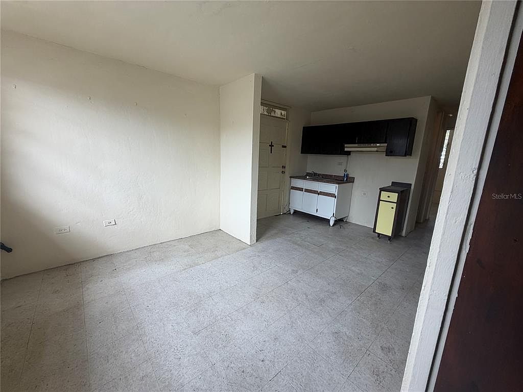 1 Blq #F3 Guayama, PR 00784 - Thumbnail 5