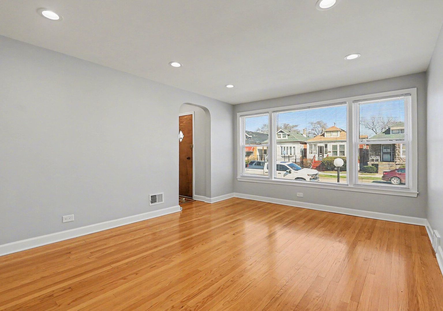 7242 S Honore St Chicago, IL 60636 - Thumbnail 5