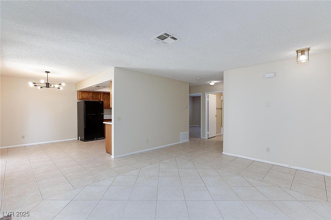 6643 W Tropicana Ave UNIT 102 Las Vegas, NV 89103 - Thumbnail 5