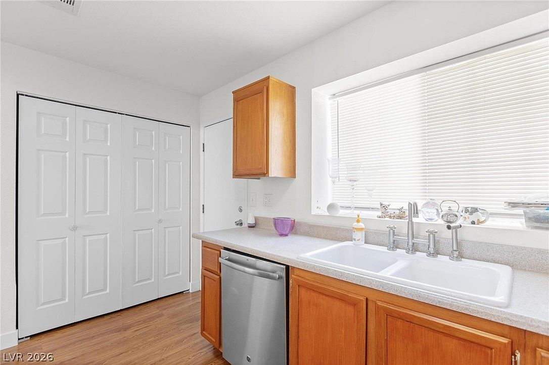 5225 Silverheart Ave Las Vegas, NV 89142 - Thumbnail 5