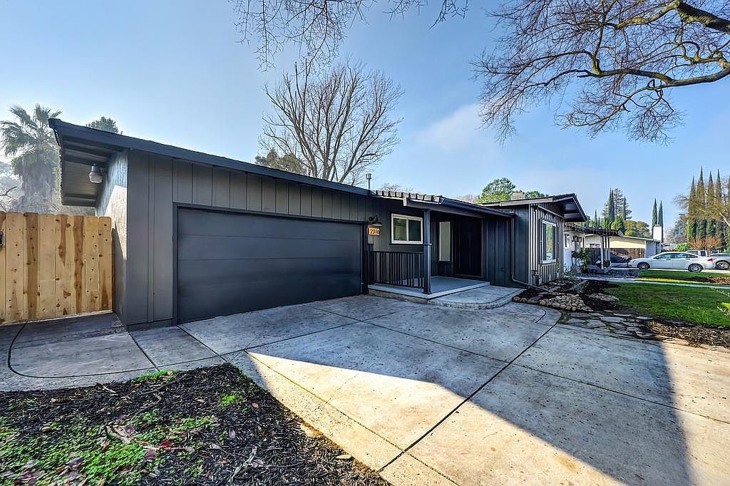 2316 W Swain Rd Stockton, CA 95207 - Thumbnail 5