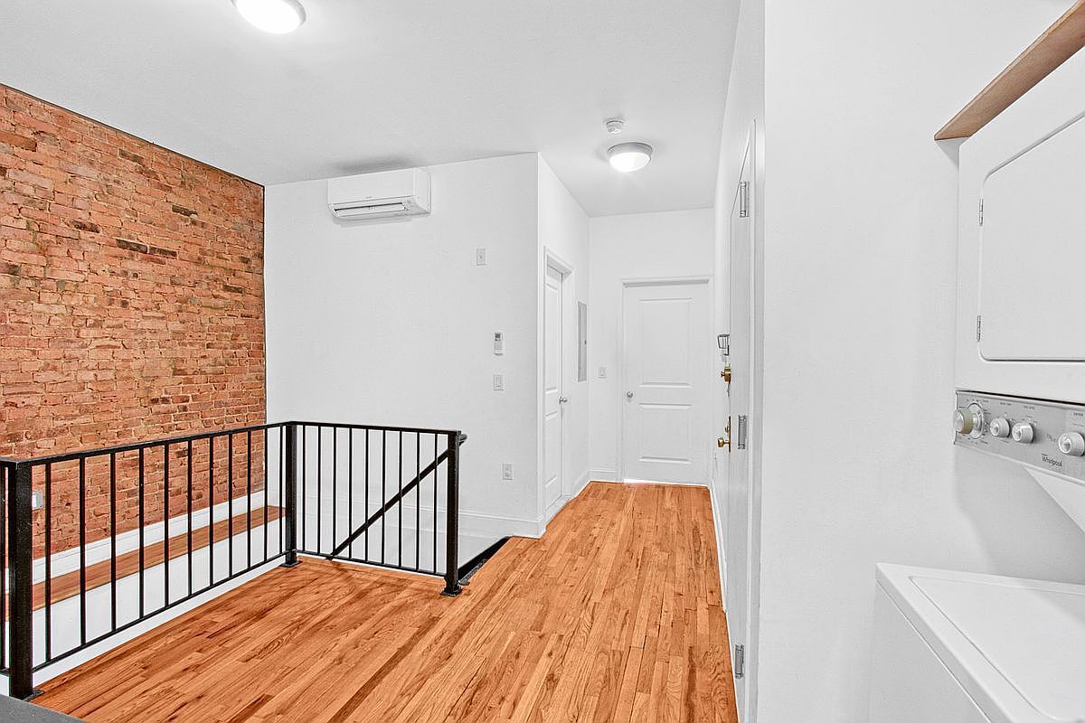 907 Jefferson Ave Brooklyn, NY 11221 - Thumbnail 5