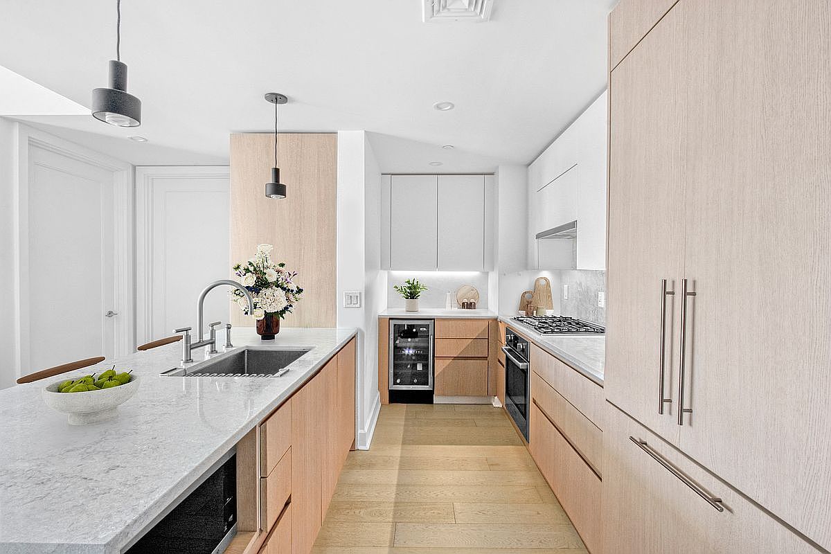 526 Union Ave Unit Penthouse 5 Brooklyn, NY 11211 - Thumbnail 5