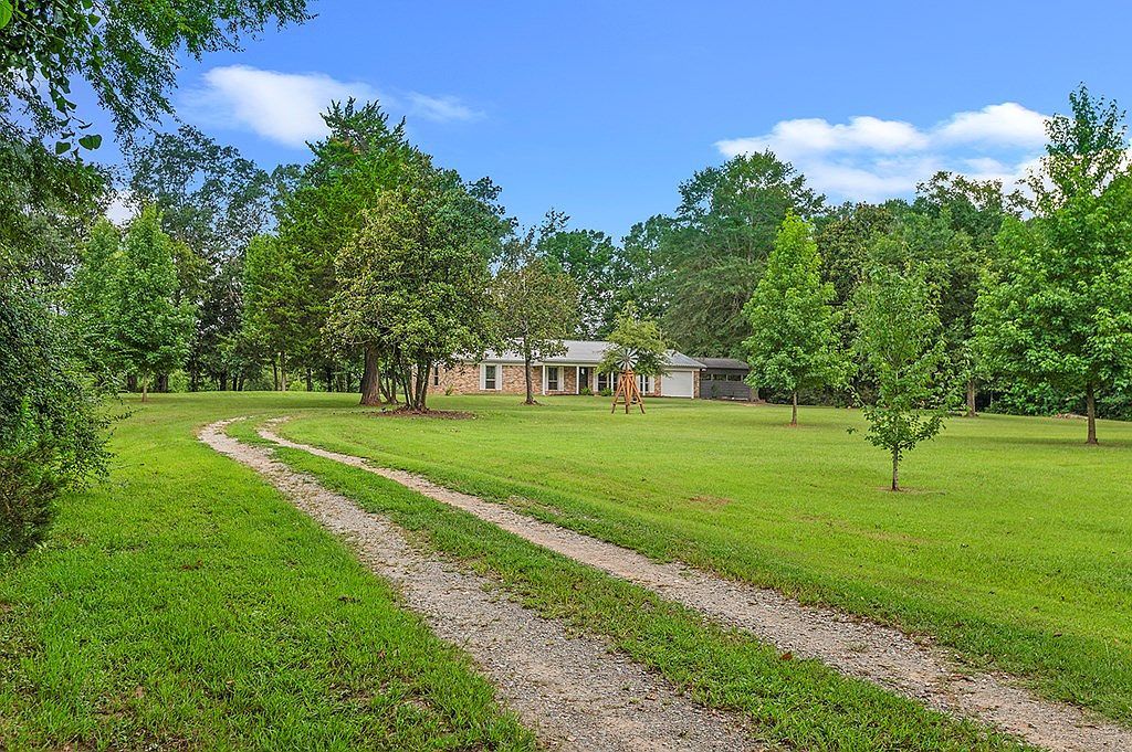 2461 County Road 4916 Timpson, TX 75975 - Thumbnail 5