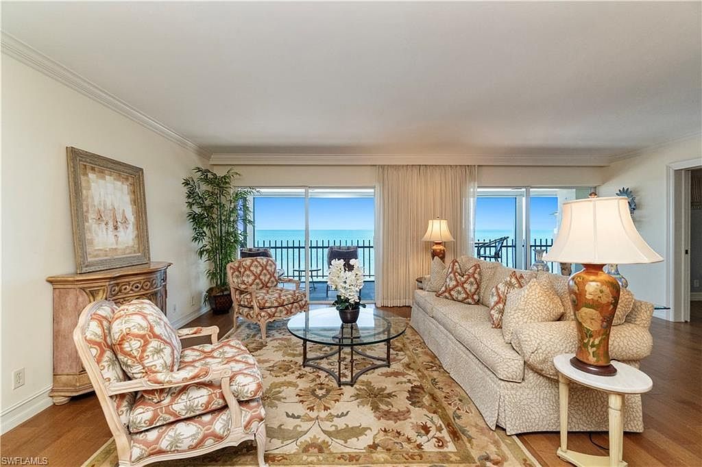3399 Gulf Shore Blvd N #PENTHOUSE Naples, FL 34103 - Thumbnail 5