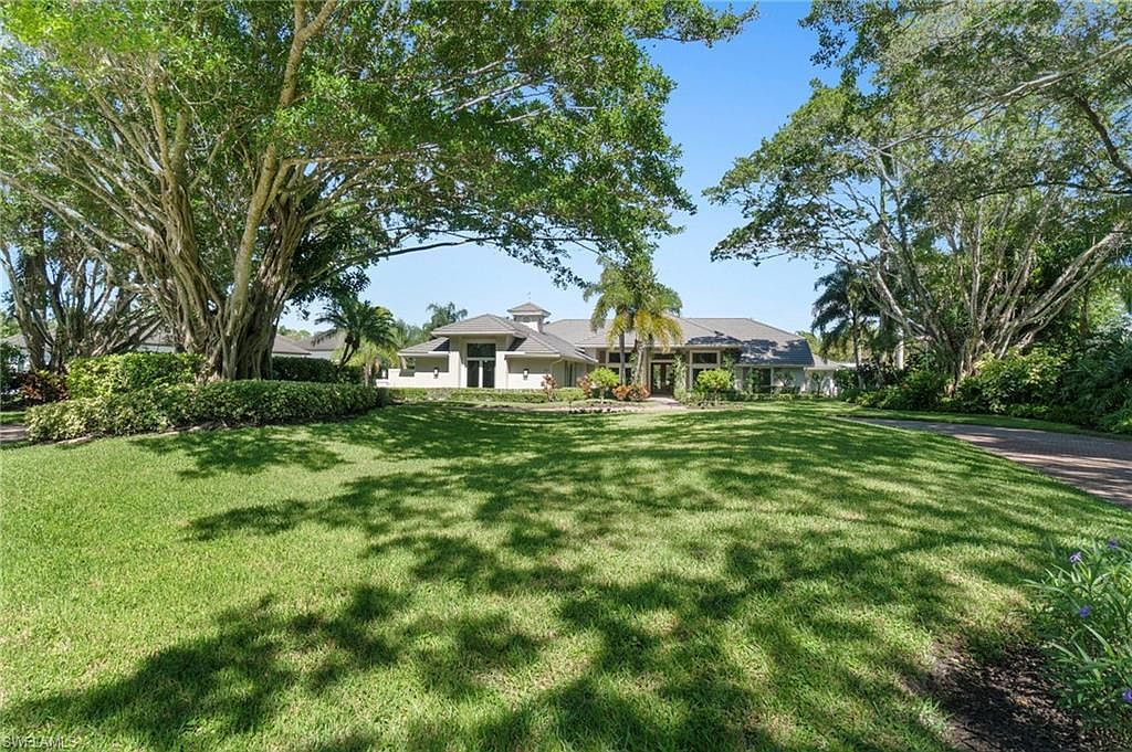 4467 Silver Fox Dr Naples, FL 34119 - Thumbnail 5