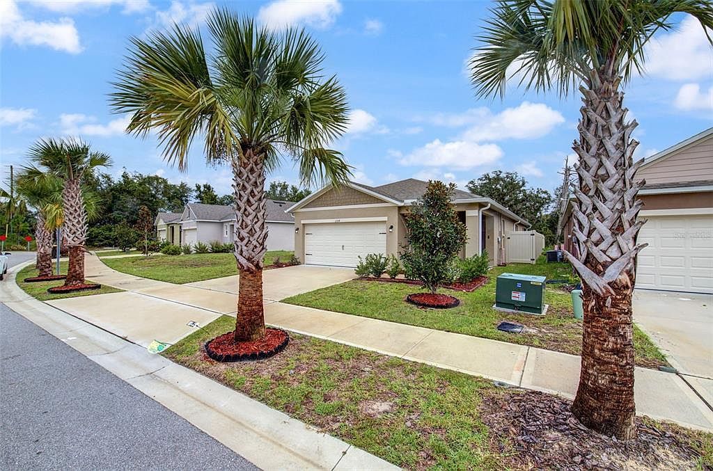 2164 Big Bend Ave Orange City, FL 32763 - Thumbnail 5