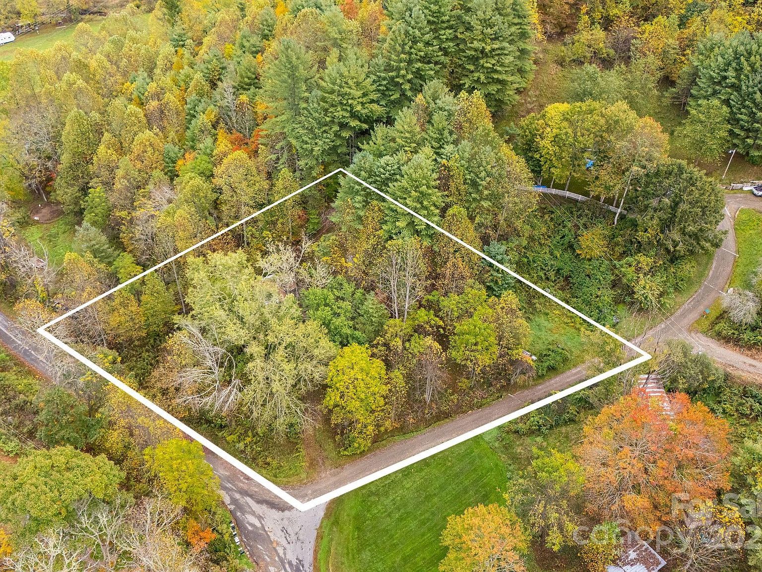 211 Evergreen Rd Burnsville, NC 28714 - Thumbnail 5