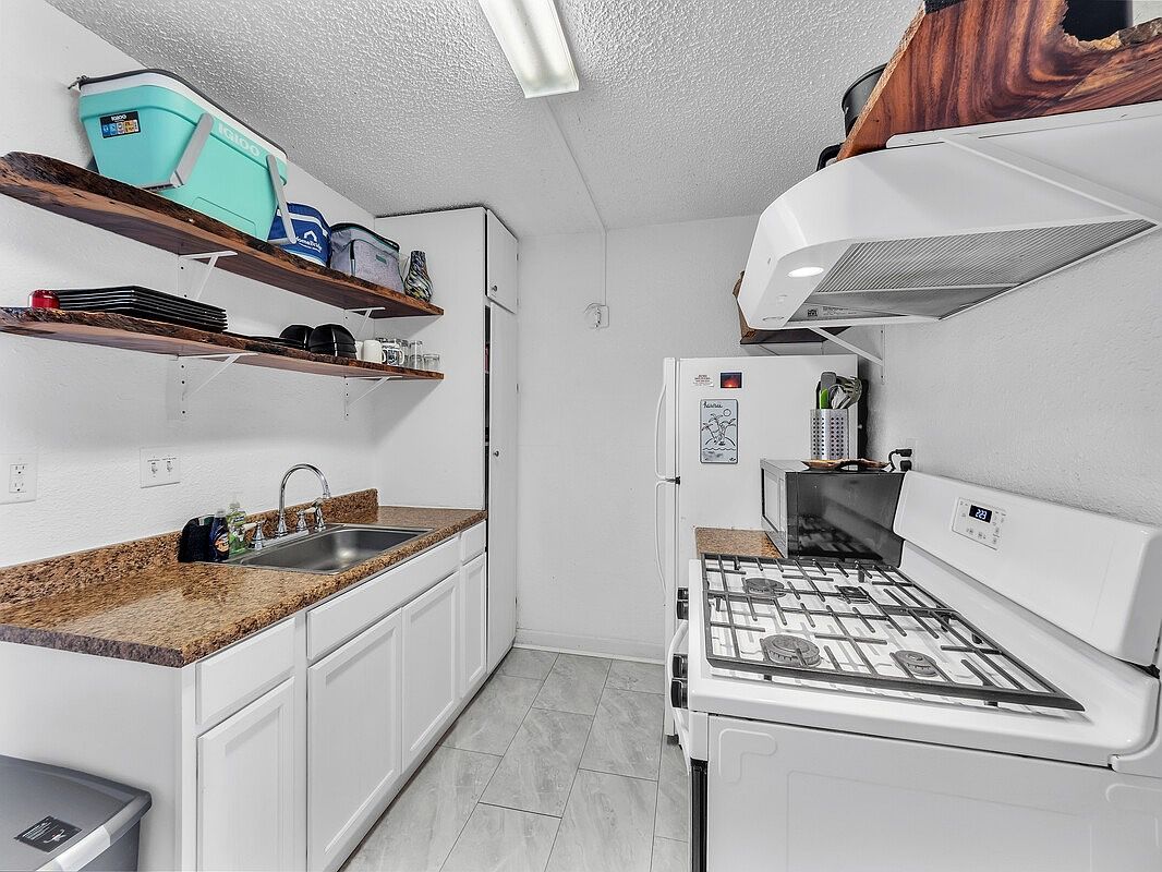 74-5618 Palani Rd APT L8 Kailua Kona, HI 96740 - Thumbnail 5