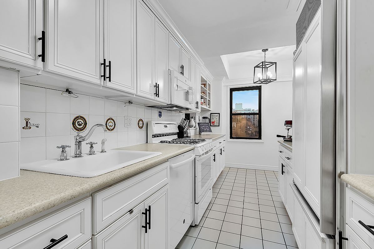 345 E 52nd St APT 12A New York, NY 10022 - Thumbnail 5