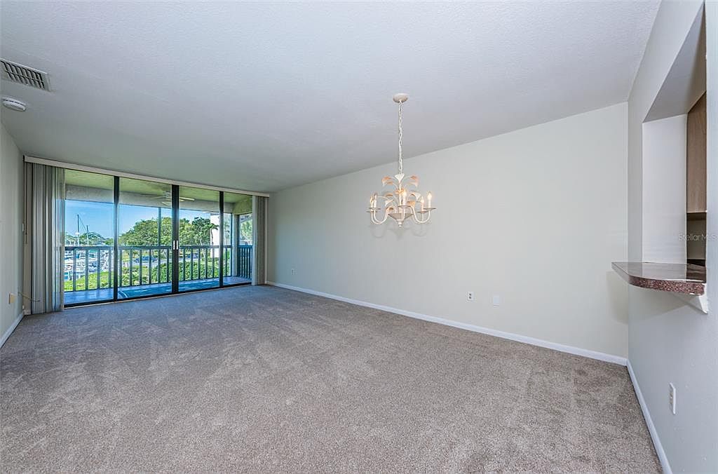1805 Mariner Dr APT 52 Tarpon Springs, FL 34689 - Thumbnail 5