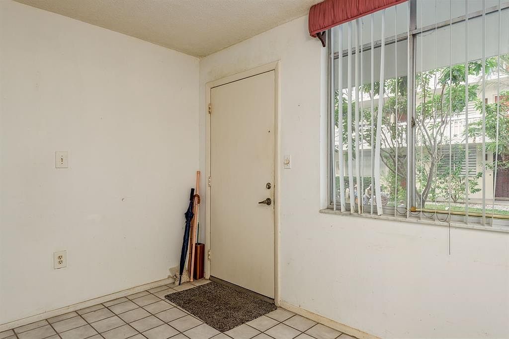 2630 Pearce Dr UNIT 102 Clearwater, FL 33764 - Thumbnail 5