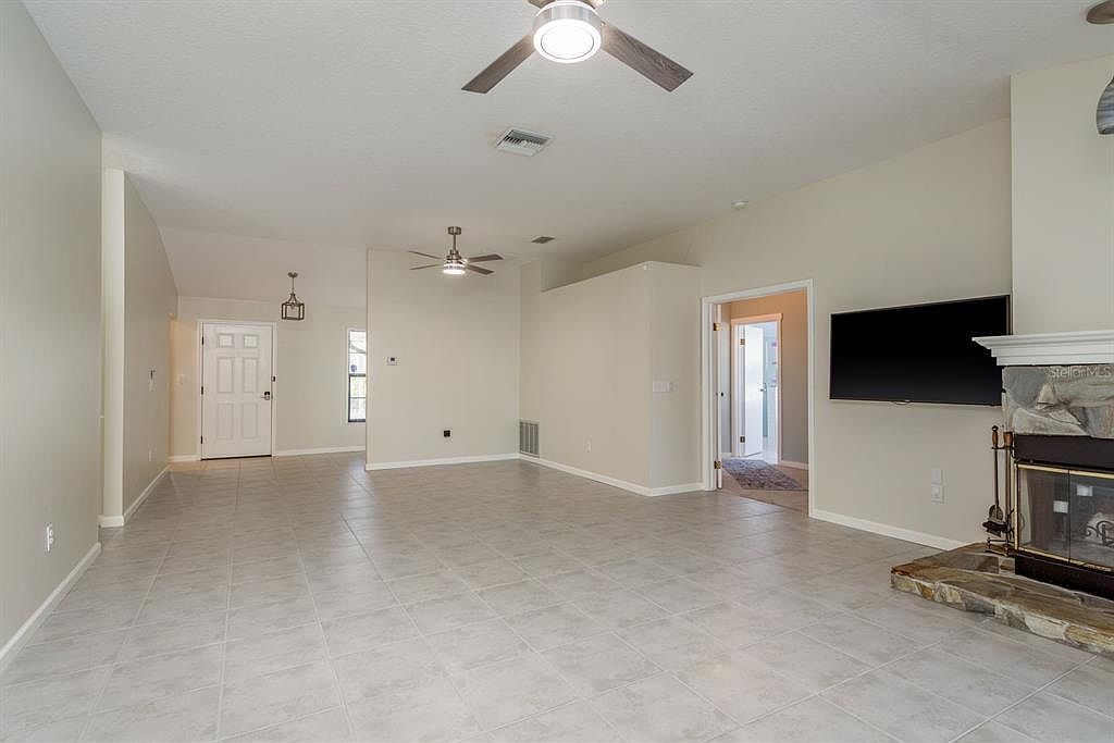 2403 Country Trails Dr Safety Harbor, FL 34695 - Thumbnail 5