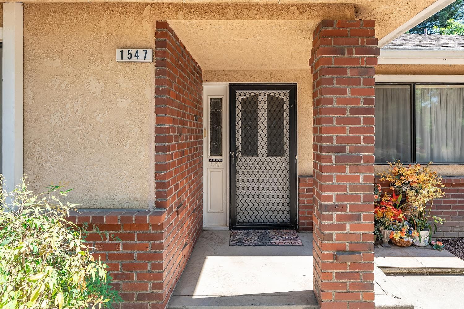 1547 E Fallbrook Ave Fresno, CA 93720 - Thumbnail 5