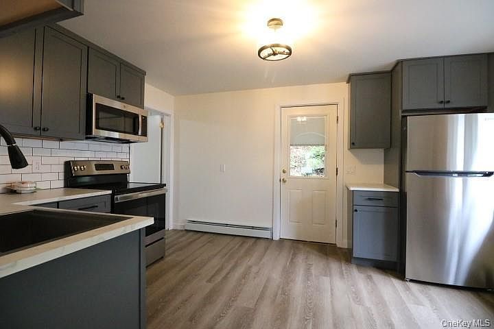 208 Center St Ellenville, NY 12428 - Thumbnail 5