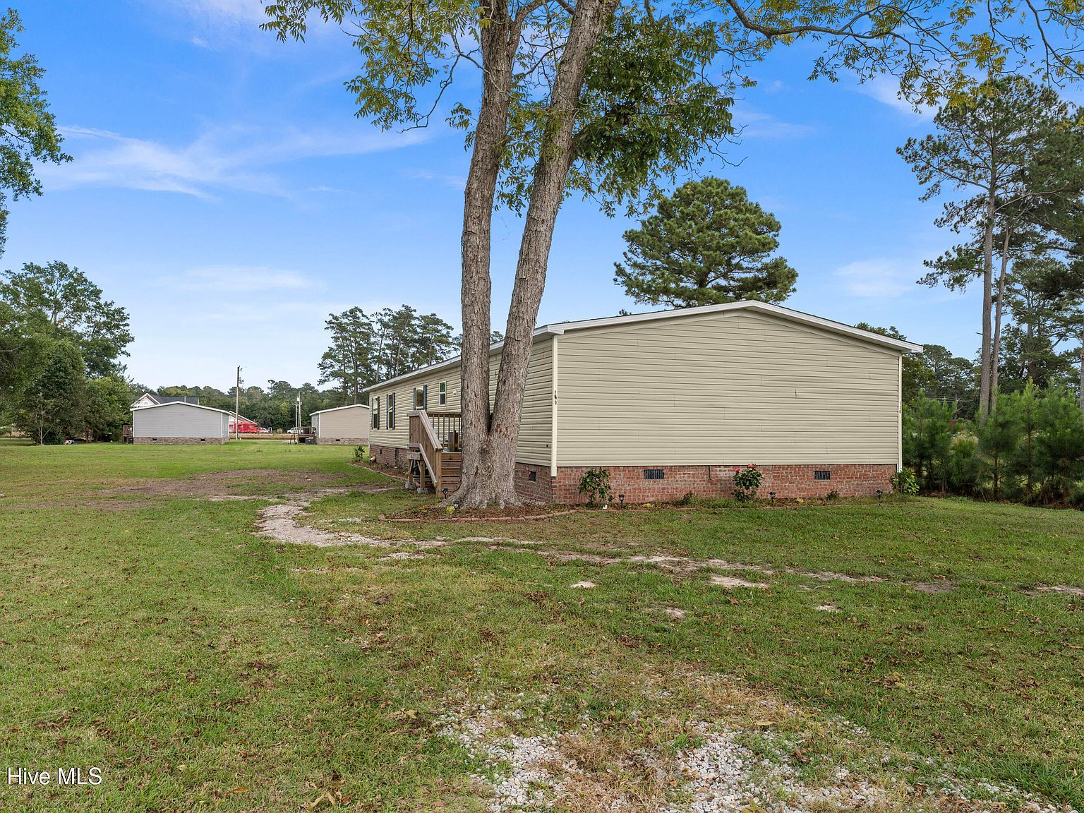 120 NW 1st St Teachey, NC 28464 - Thumbnail 5