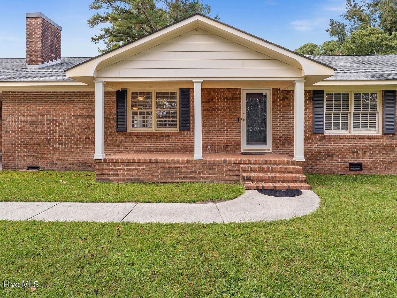 114 W Murphy St Wallace, NC 28466 - Thumbnail 5