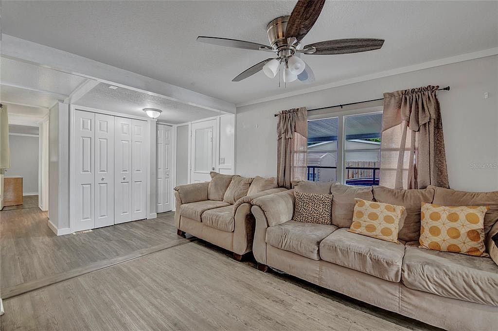 902 Columbia Ave Saint Cloud, FL 34769 - Thumbnail 5