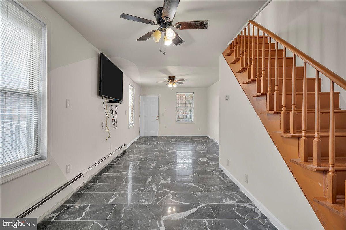 2882 Emerald St Philadelphia, PA 19134 - Thumbnail 5