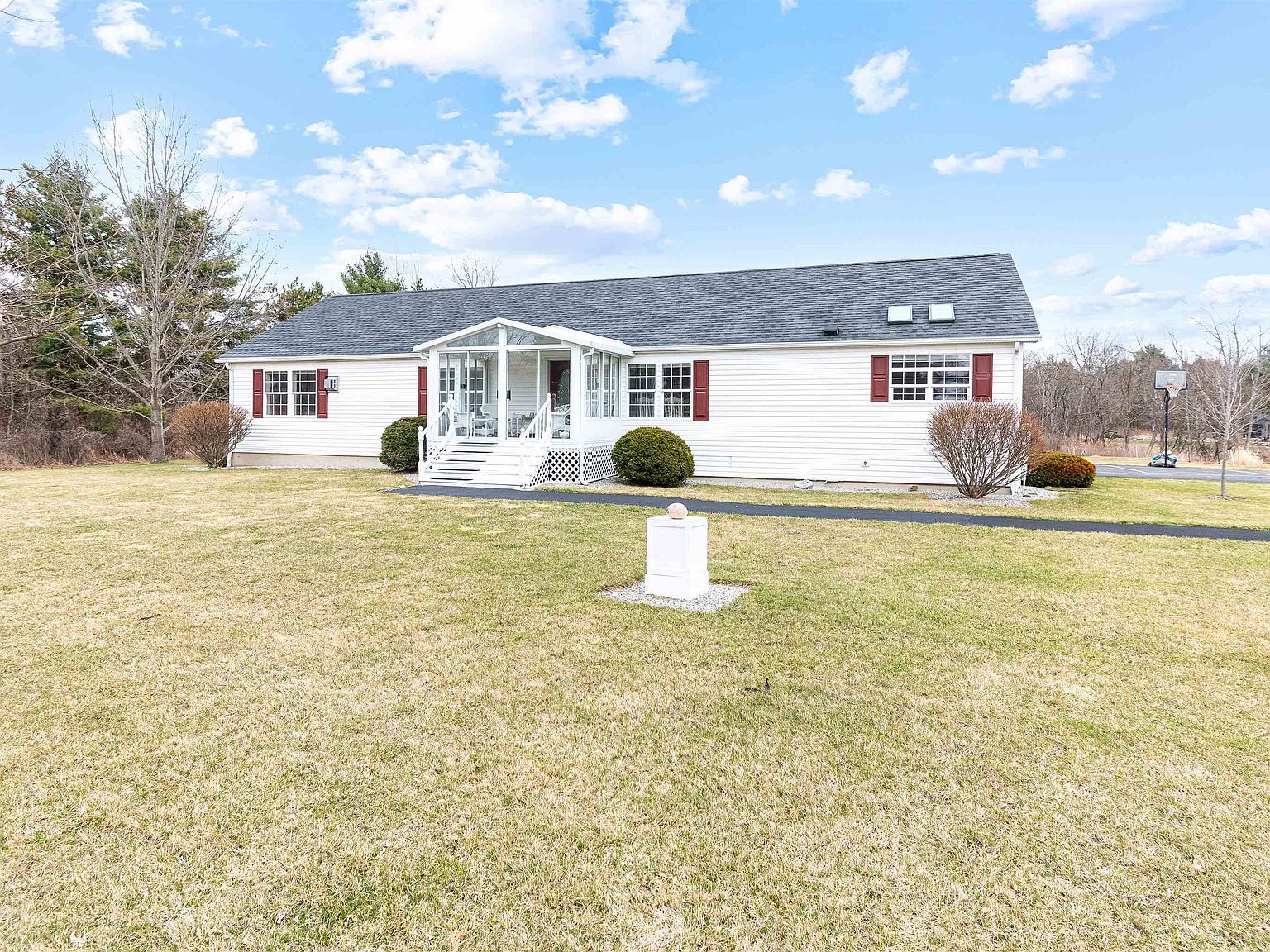 813 Mount Philo Rd Shelburne, VT 05482 - Thumbnail 5