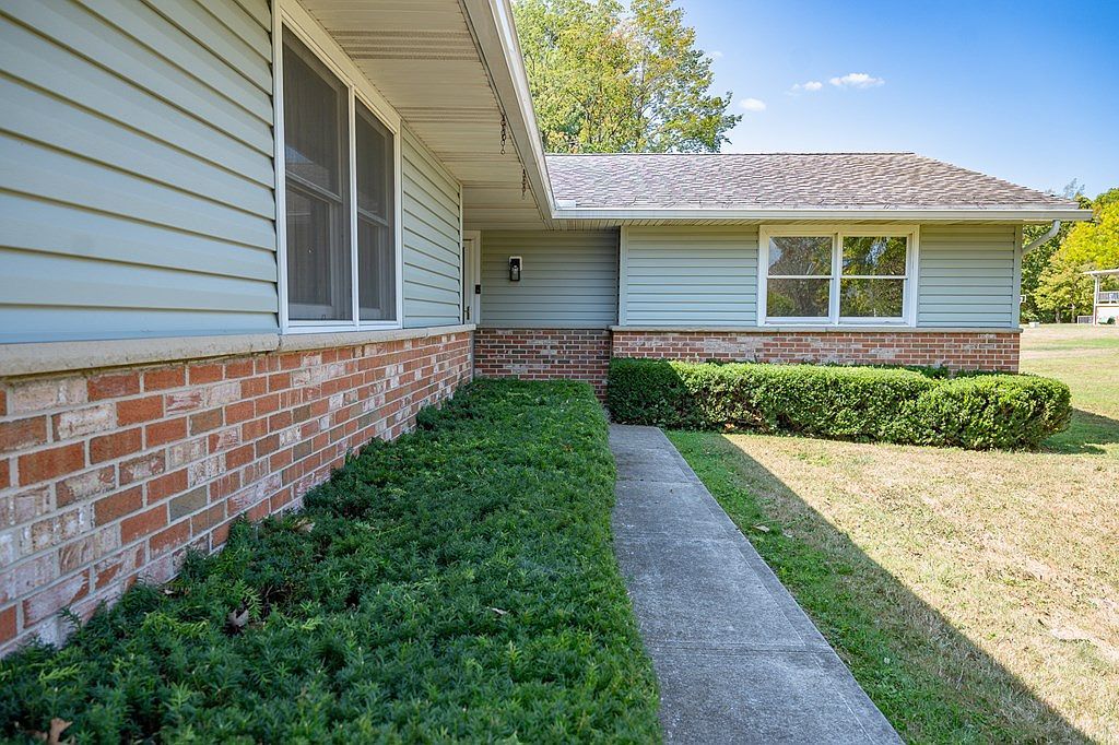 208 Corbett St Clarion, PA 16214 - Thumbnail 5