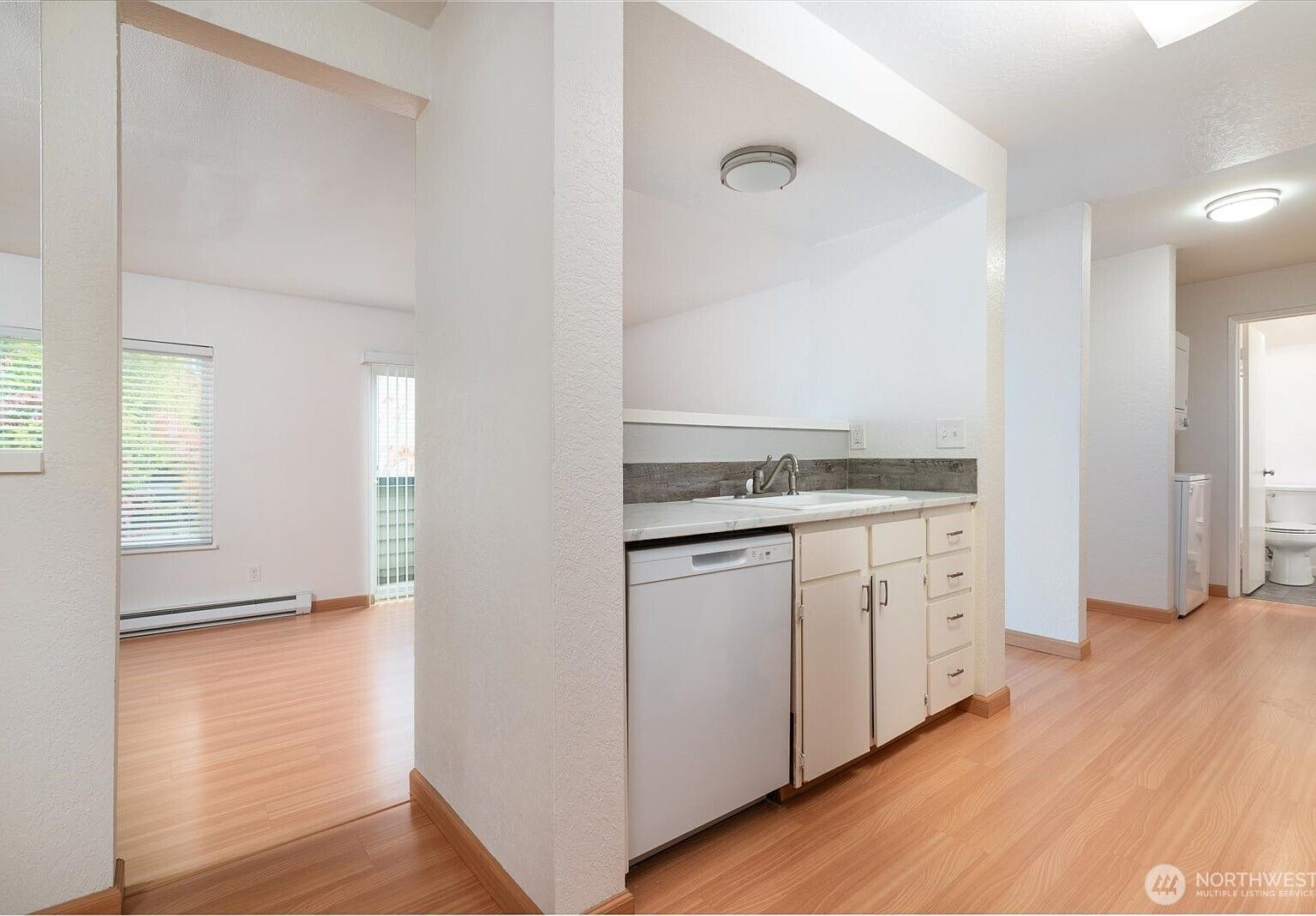 18102 15th Ave NE #A302 Shoreline, WA 98155 - Thumbnail 5