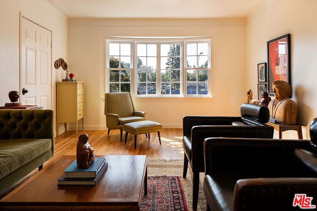 3761 Monon St Los Angeles, CA 90027 - Thumbnail 5