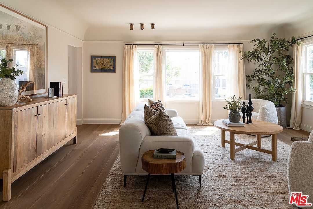 929 S Sycamore Ave Los Angeles, CA 90036 - Thumbnail 5