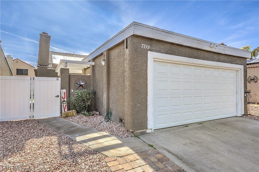 7753 Cherry River Dr Las Vegas, NV 89145 - Thumbnail 5