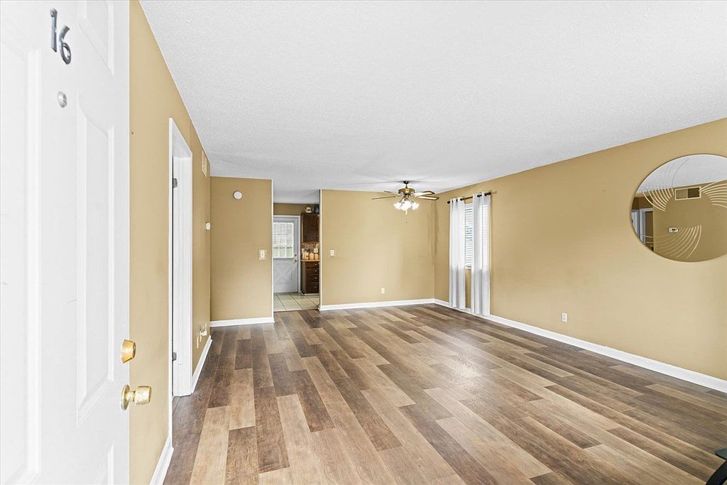 303 Crystal Pl Dalton, GA 30720 - Thumbnail 5