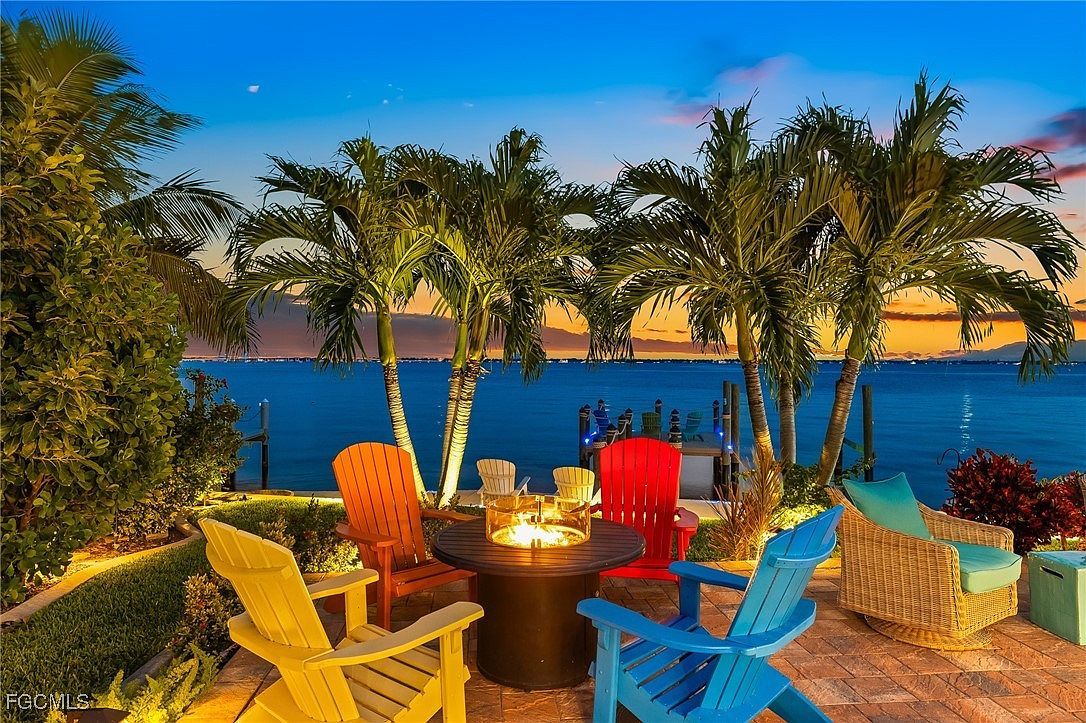 2905 SE 22nd Pl Cape Coral, FL 33904 - Thumbnail 5