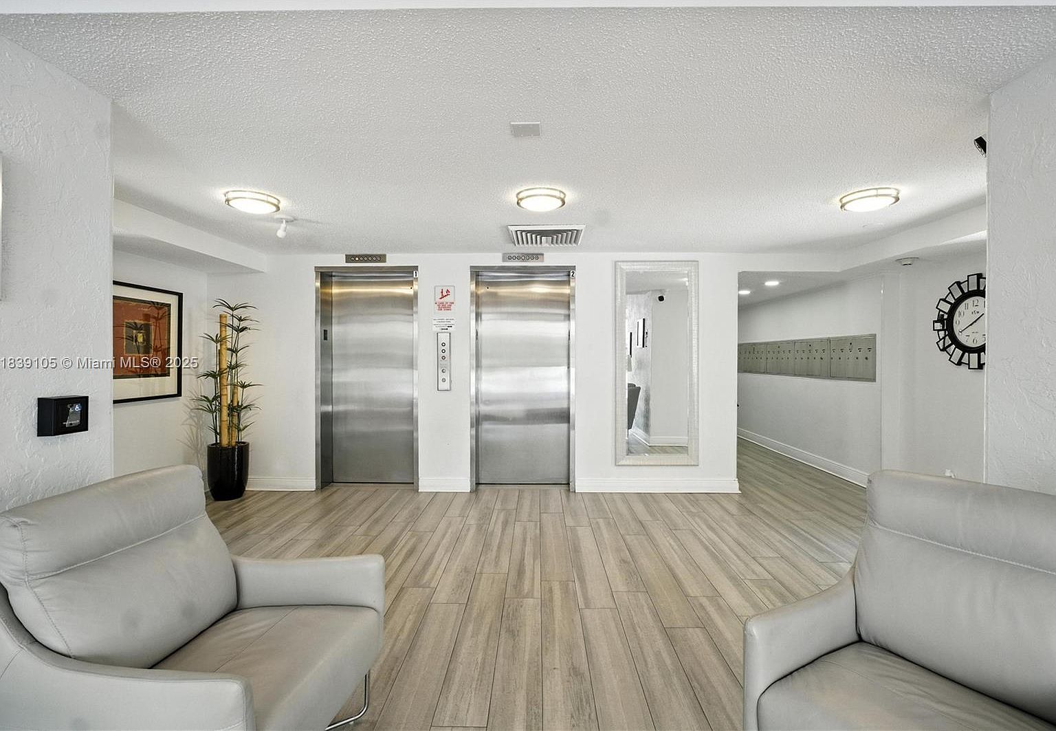 3850 Oaks Clubhouse Dr APT 307 Pompano Beach, FL 33069 - Thumbnail 5