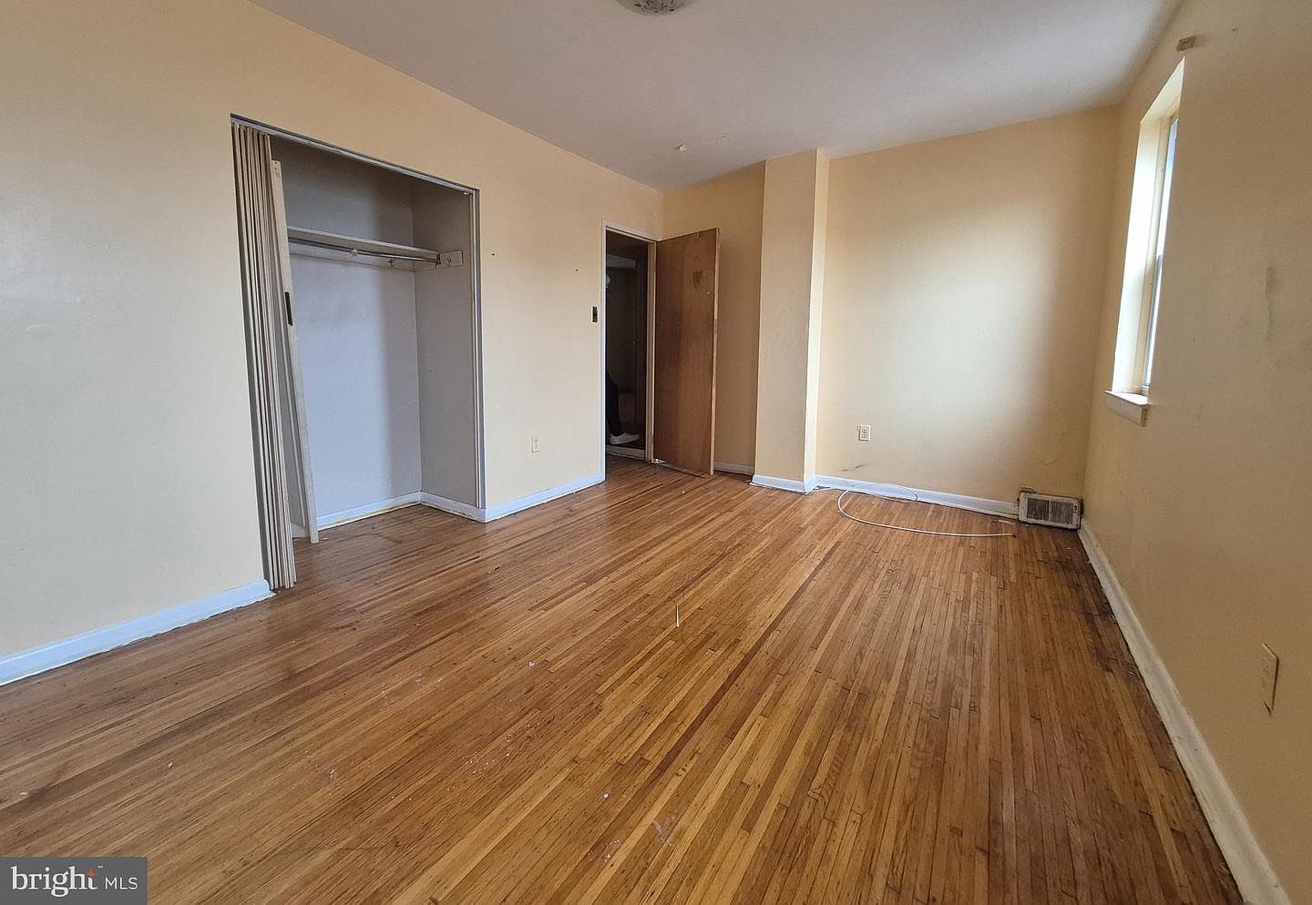 227 E Springer St Philadelphia, PA 19119 - Thumbnail 5