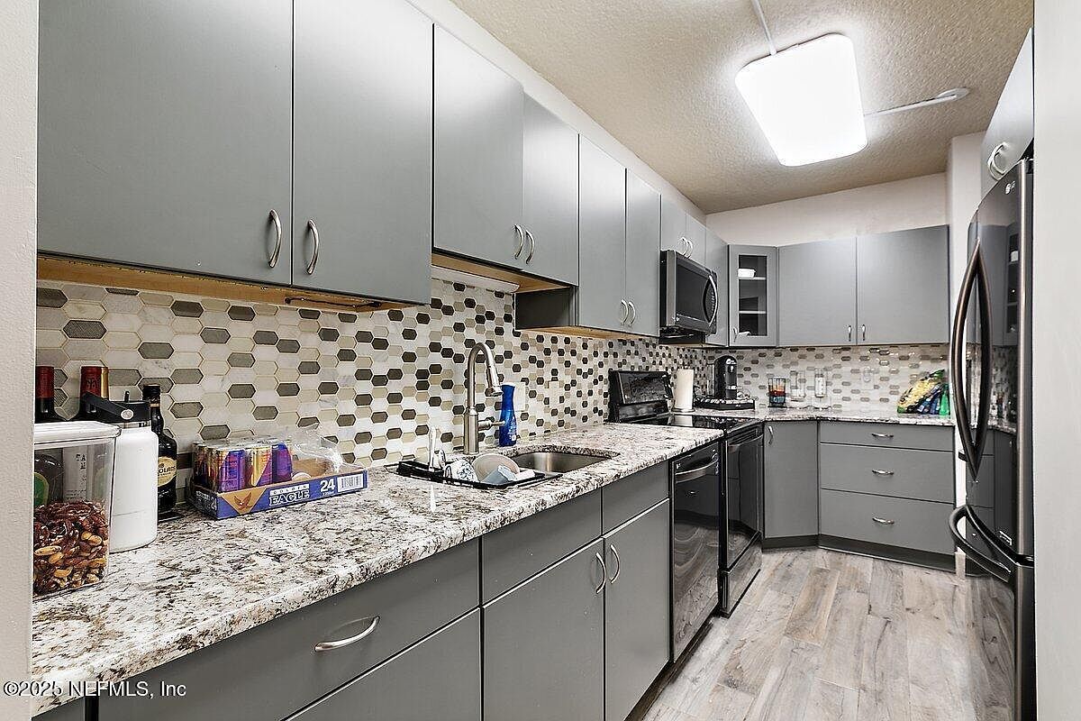 601 S 1st St #4H Jacksonville Beach, FL 32250 - Thumbnail 5