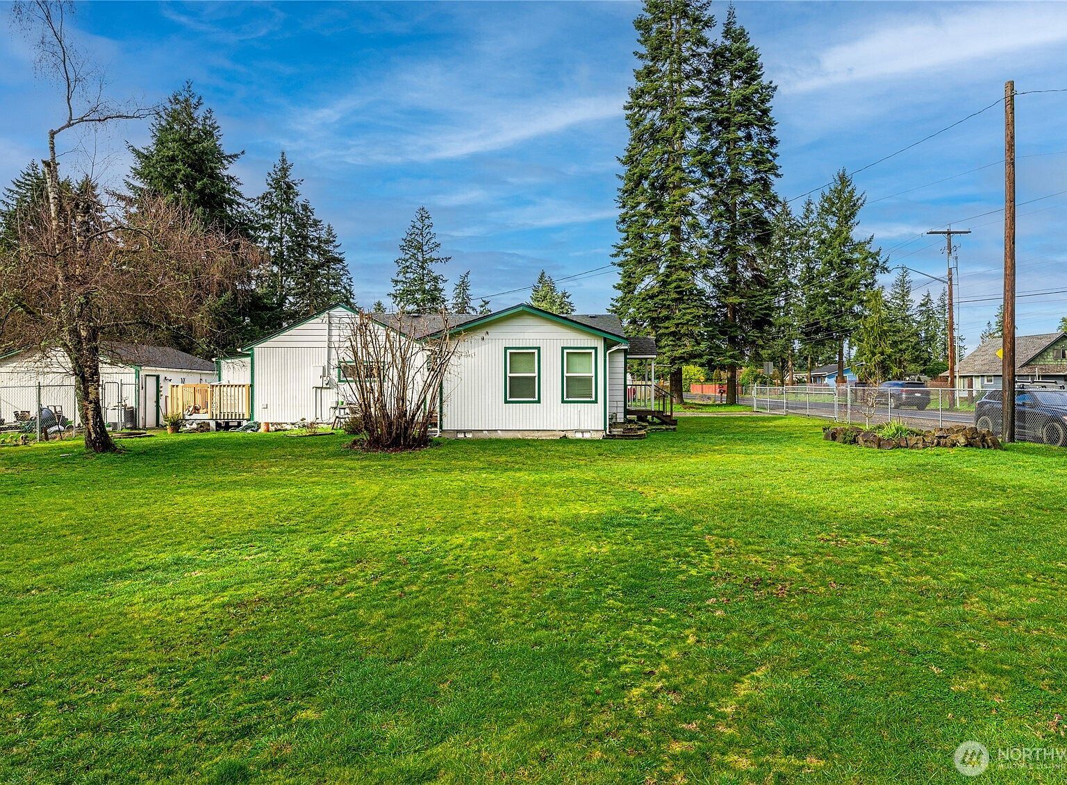 11204 122nd St E Puyallup, WA 98374 - Thumbnail 5