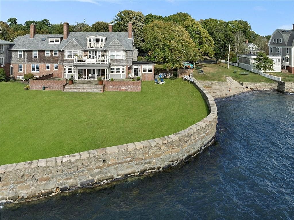 221 Hope St UNIT 2 Bristol, RI 02809 - Thumbnail 5