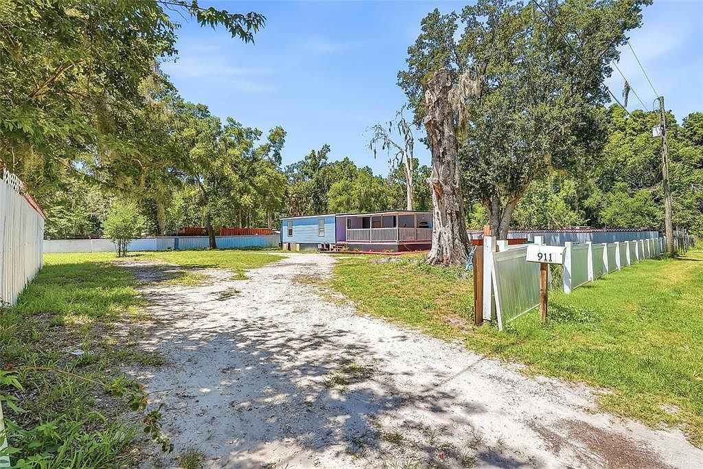 911 Marjorie Ave Brandon, FL 33511 - Thumbnail 5