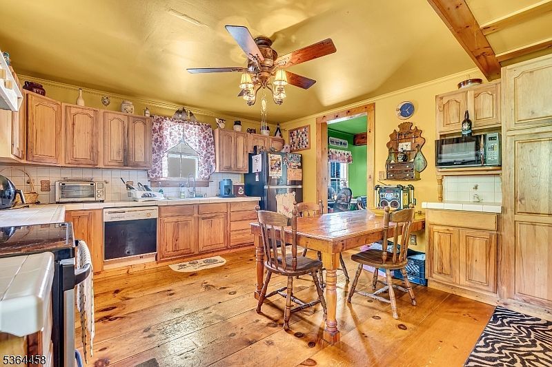 135 Main St Hampton, NJ 08827 - Thumbnail 5
