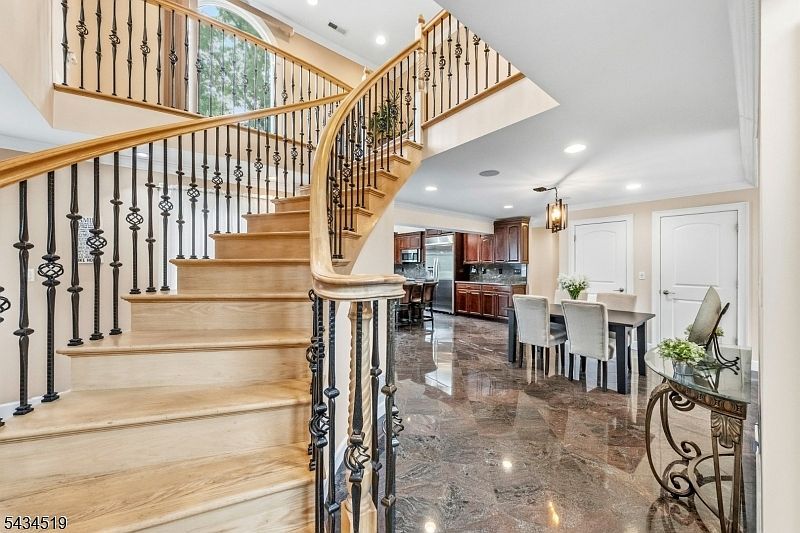 19 Fairview Rd Clark, NJ 07066 - Thumbnail 5