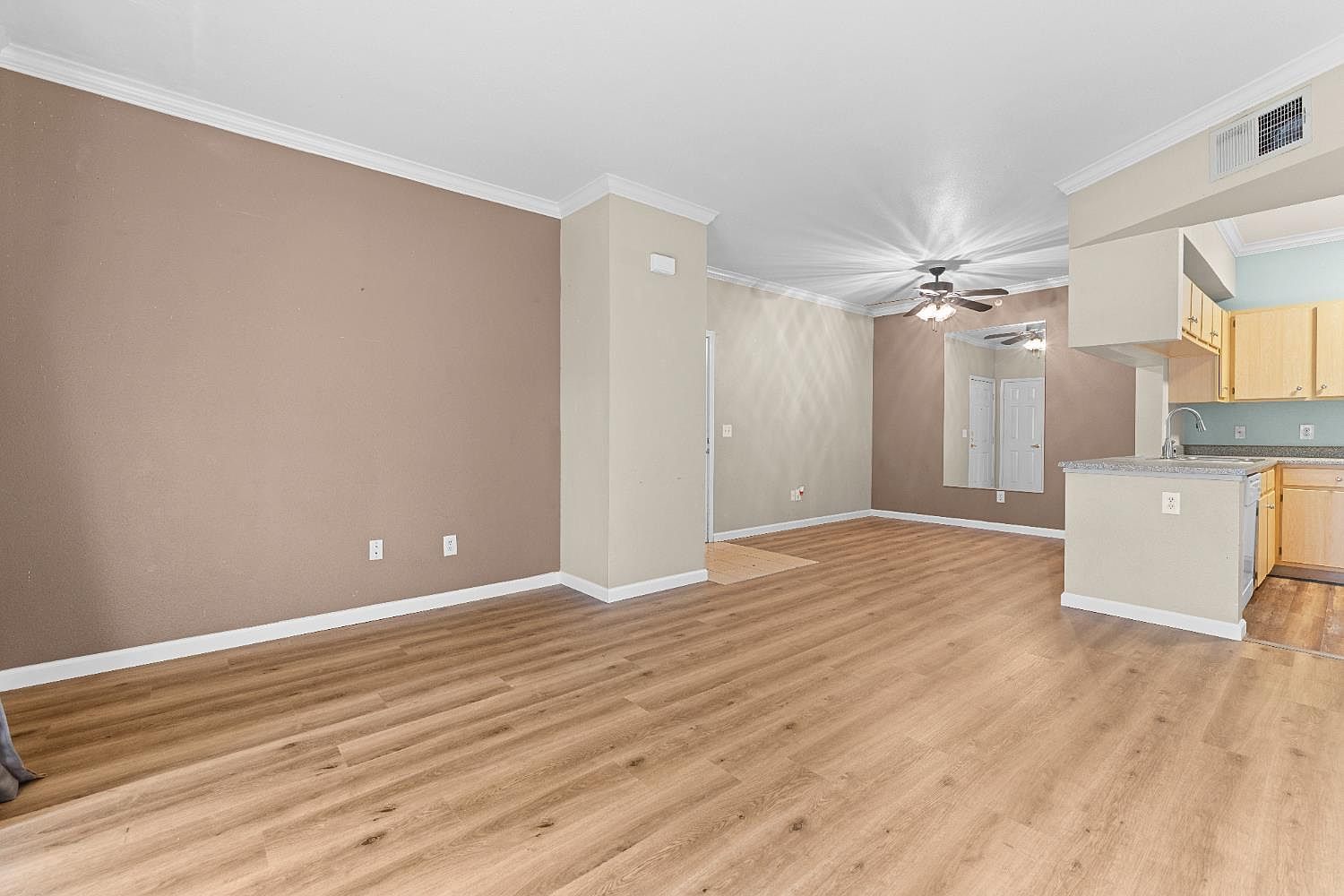 701 Gibson Dr APT 1712 Roseville, CA 95678 - Thumbnail 5