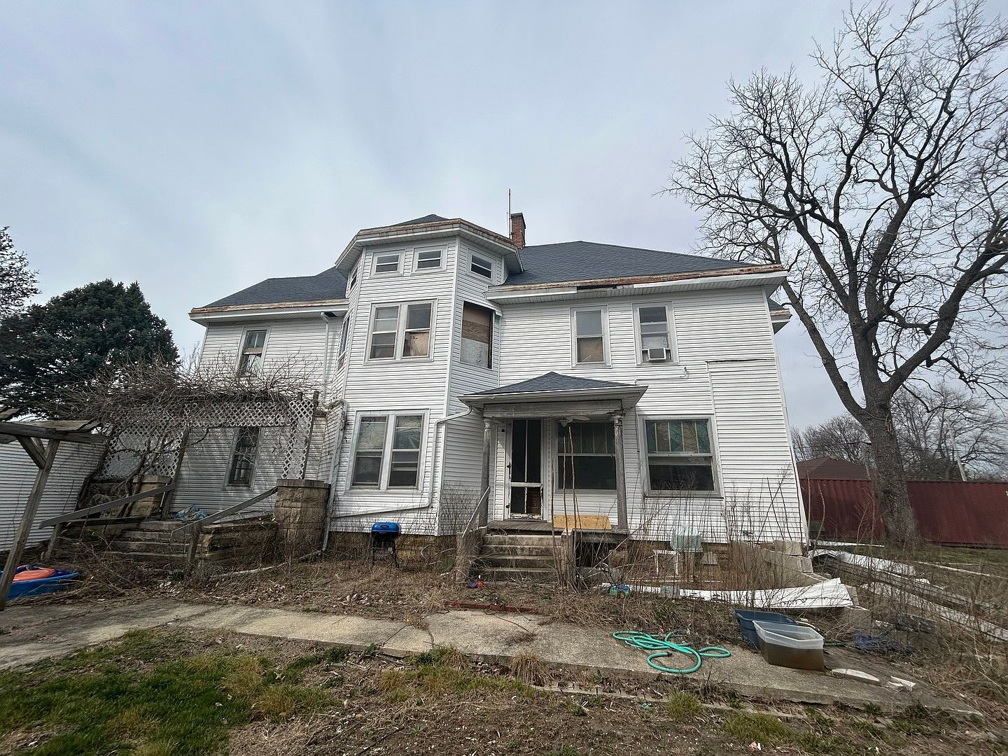 505 S Main St Tuscola, IL 61953 - Thumbnail 5