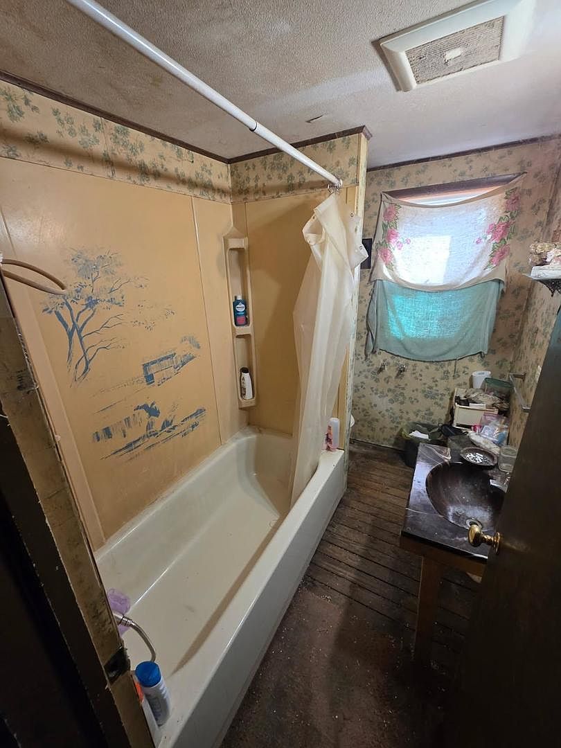 709 N Garfield St Marion, IL 62959 - Thumbnail 5