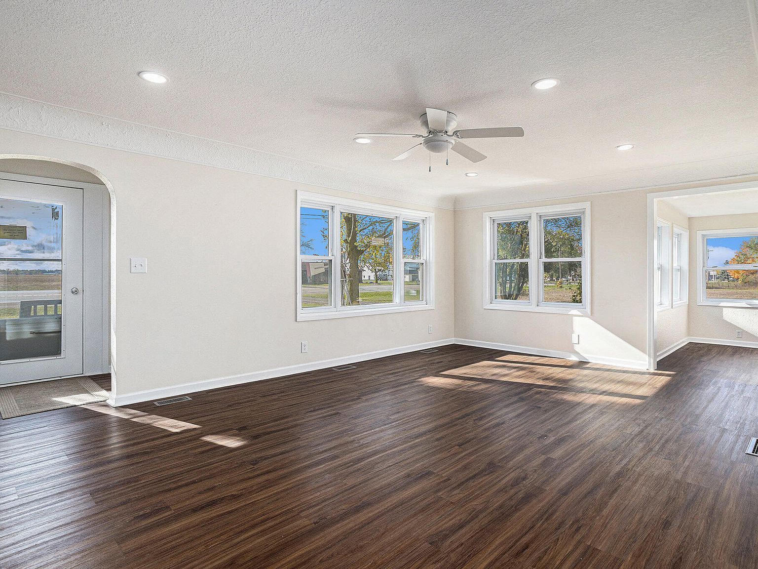 688 W Chicago Rd Bronson, MI 49028 - Thumbnail 5