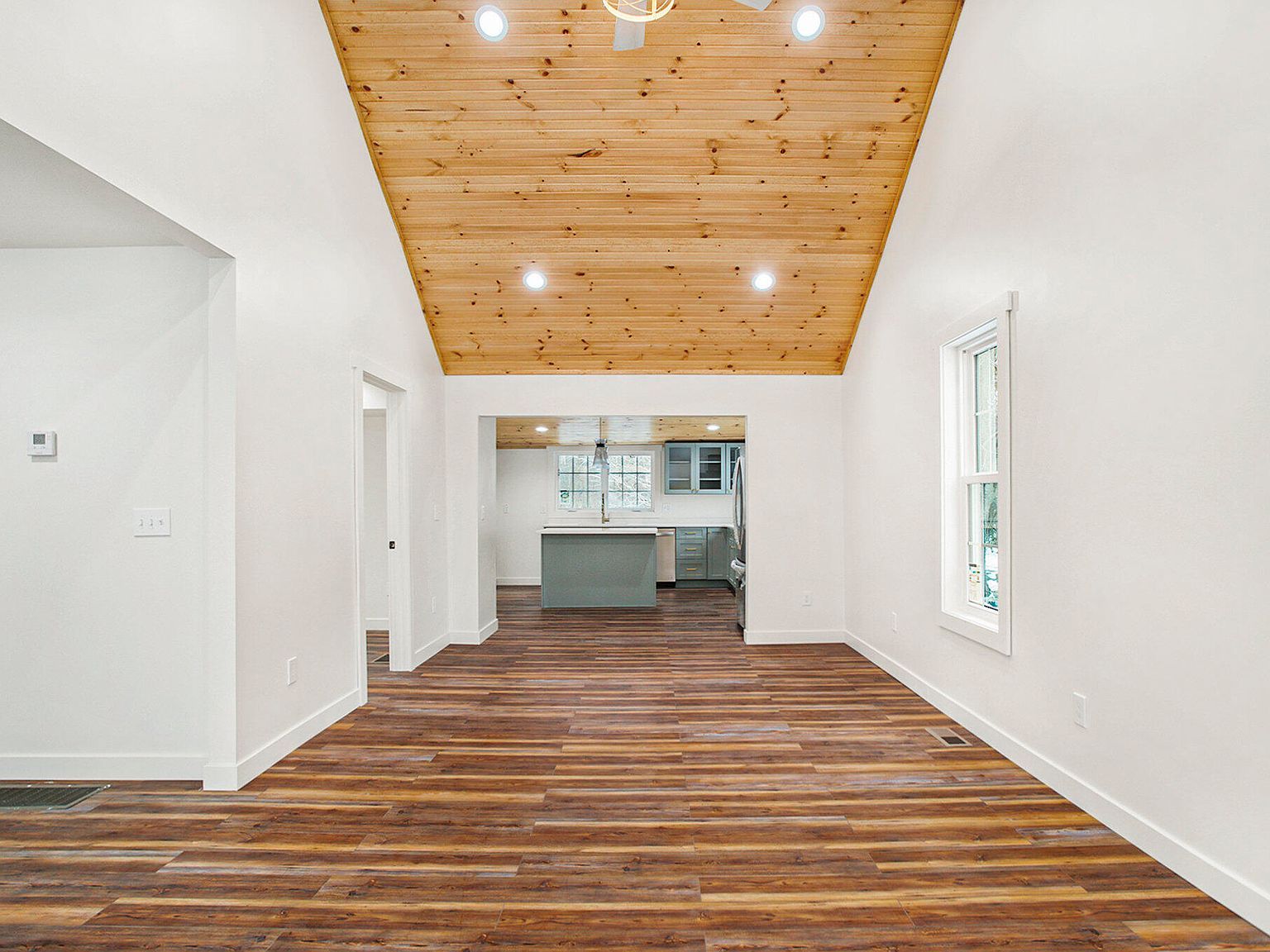 786 W Colon Rd Bronson, MI 49028 - Thumbnail 5